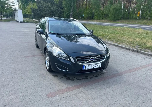 Volvo V60 cena 38000 przebieg: 260000, rok produkcji 2012 z Góra małe 121